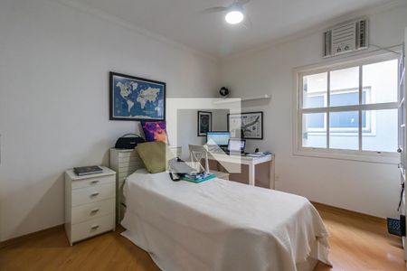 Casa de condomínio à venda com 300m², 4 quartos e 4 vagasQuarto 1