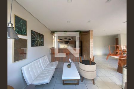 Apartamento à venda com 47m², 2 quartos e 1 vaga Apartamento à venda com 47m², 2 quartos e 1 vagaÁrea comum - Salão de festas
