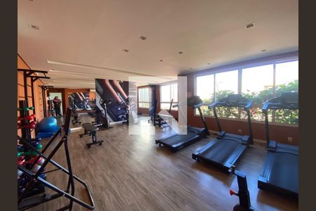 Apartamento à venda com 47m², 2 quartos e 1 vaga Apartamento à venda com 47m², 2 quartos e 1 vagaAcademia