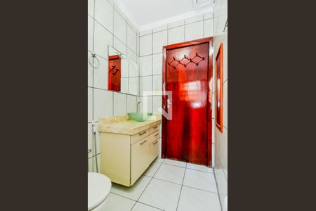 Casa à venda com 110m², 2 quartos e 2 vagasBanheiro