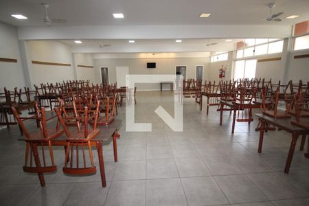 Apartamento à venda com 55m², 2 quartos e sem vagaÁrea comum - Salão de festas