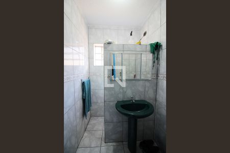 Casa à venda com 231m², 4 quartos e 4 vagasBanheiro Social