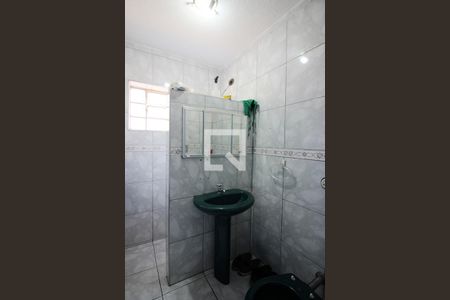 Casa à venda com 231m², 4 quartos e 4 vagasBanheiro Social