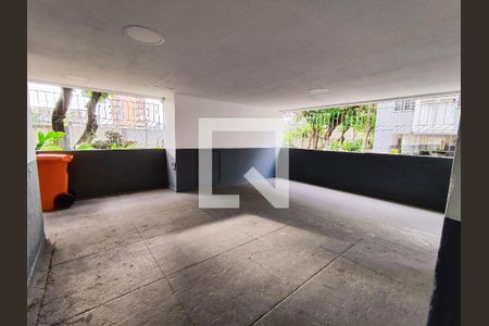 Apartamento à venda com 58m², 2 quartos e 1 vaga Apartamento à venda com 58m², 2 quartos e 1 vagaÁrea comum - Salão de festas