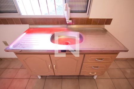 Casa para alugar com 40m², 1 quarto e sem vaga Casa para alugar com 40m², 1 quarto e sem vagaCozinha