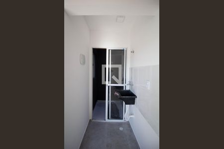 Apartamento para alugar com 45m², 2 quartos e sem vagaBanheiro