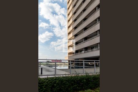 Apartamento à venda com 69m², 2 quartos e 1 vagaÁrea comum - Piscina