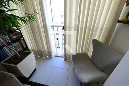 Varanda da Sala de apartamento para alugar com 2 quartos, 54m² em Residencial Recanto do Cerrado, Aparecida de Goiânia