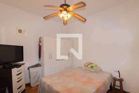 Casa à venda com 100m², 4 quartos e 3 vagas Casa à venda com 100m², 4 quartos e 3 vagasQuarto 2 - Casa 2