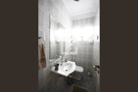 Casa à venda com 161m², 3 quartos e 2 vagasLavabo