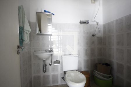 Casa à venda com 161m², 3 quartos e 2 vagasBanheiro de Serviço