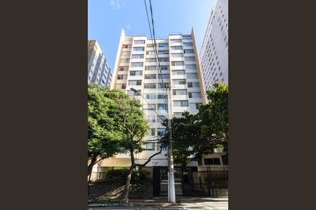 Apartamento para alugar com 97m², 3 quartos e sem vagaFachada