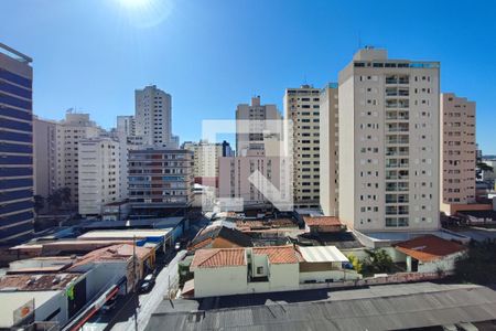 Vista da Sala de apartamento à venda com 1 quarto, 74m² em Centro, Campinas