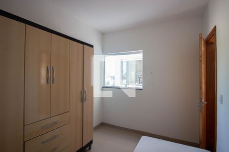 Quarto 1 de casa de condomínio para alugar com 2 quartos, 40m² em Vila Santana, São Paulo