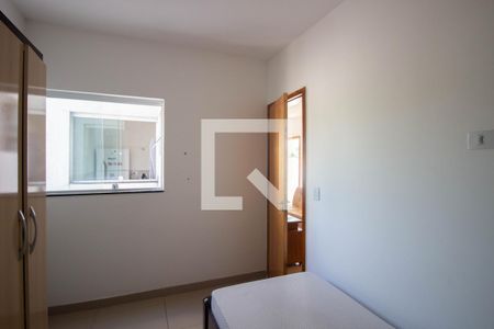 Quarto 1 de casa de condomínio para alugar com 2 quartos, 40m² em Vila Santana, São Paulo