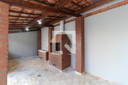 Casa à venda com 300m², 4 quartos e 4 vagas Casa à venda com 300m², 4 quartos e 4 vagasChurrasqueira