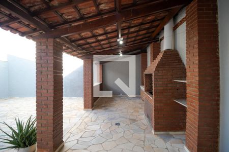 Casa à venda com 300m², 4 quartos e 4 vagas Casa à venda com 300m², 4 quartos e 4 vagasChurrasqueira