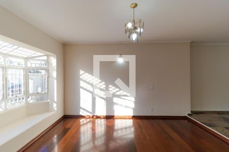 Sala de Estar de casa à venda com 4 quartos, 300m² em Parque Taquaral, Campinas