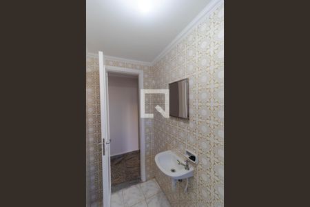 Casa à venda com 300m², 4 quartos e 4 vagas Casa à venda com 300m², 4 quartos e 4 vagasBanheiro 02