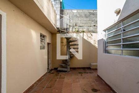 Casa à venda com 157m², 3 quartos e 2 vagas Casa à venda com 157m², 3 quartos e 2 vagasQuintal