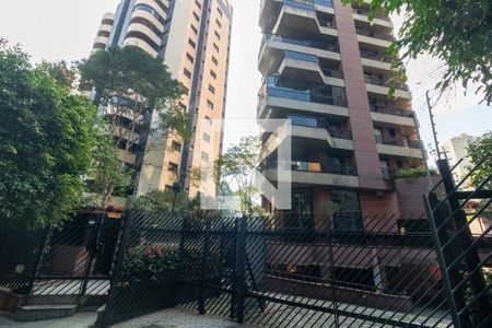 Apartamento para alugar com 155m², 3 quartos e 3 vagasFachada 