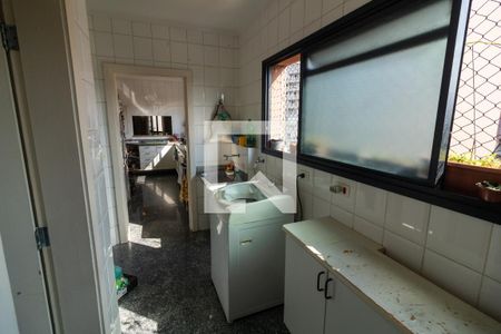 Apartamento para alugar com 155m², 3 quartos e 3 vagasÁrea de Serviço