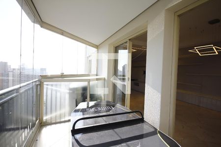 varanda de apartamento à venda com 3 quartos, 130m² em Jardim Vila Mariana, São Paulo