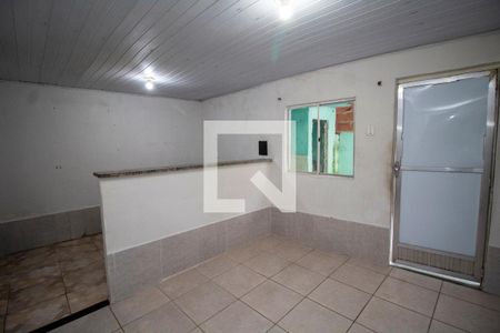 Casa à venda com 72m², 3 quartos e 1 vagaSala