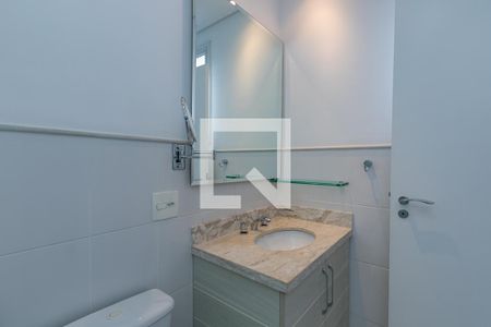 Apartamento à venda com 234m², 4 quartos e 4 vagasBanheiro da Suíte 2