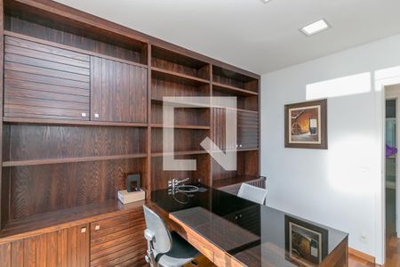 Apartamento à venda com 234m², 4 quartos e 4 vagasSuíte 4