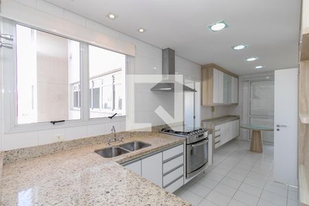 Apartamento à venda com 234m², 4 quartos e 4 vagasCozinha