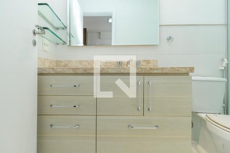 Apartamento à venda com 234m², 4 quartos e 4 vagasBanheiro da Suíte 3