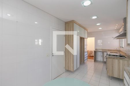 Apartamento à venda com 234m², 4 quartos e 4 vagasCozinha