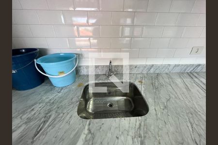 Casa à venda com 310m², 5 quartos e 4 vagas Casa à venda com 310m², 5 quartos e 4 vagasÁrea de Serviço