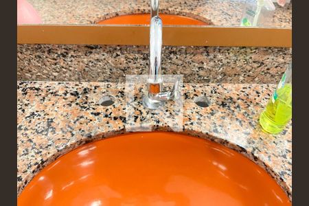 Casa à venda com 310m², 5 quartos e 4 vagas Casa à venda com 310m², 5 quartos e 4 vagasLavabo