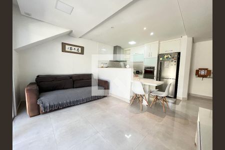 Casa à venda com 310m², 5 quartos e 4 vagas Casa à venda com 310m², 5 quartos e 4 vagasSala 2