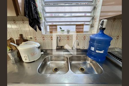 Casa à venda com 310m², 5 quartos e 4 vagas Casa à venda com 310m², 5 quartos e 4 vagasCozinha 1