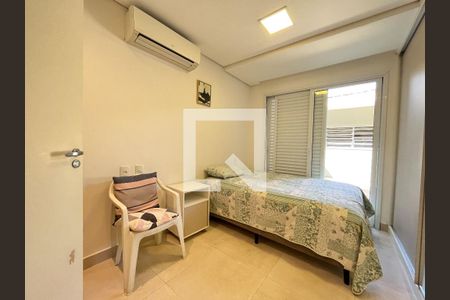 Casa à venda com 310m², 5 quartos e 4 vagas Casa à venda com 310m², 5 quartos e 4 vagasSuite