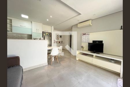 Casa à venda com 310m², 5 quartos e 4 vagas Casa à venda com 310m², 5 quartos e 4 vagasSala 2