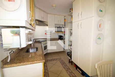 Apartamento à venda com 86m², 2 quartos e 1 vagaCozinha