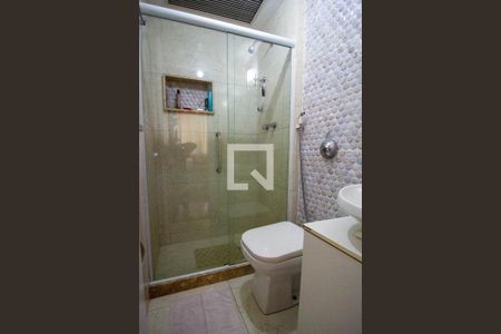 Apartamento à venda com 86m², 2 quartos e 1 vagaBanheiro Social