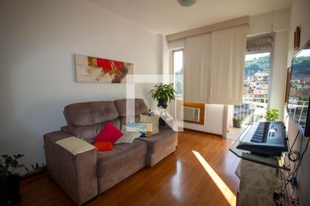 Apartamento à venda com 86m², 2 quartos e 1 vagaSala