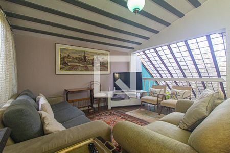 Sala de estar de casa para alugar com 4 quartos, 350m² em Jardim Social, Curitiba
