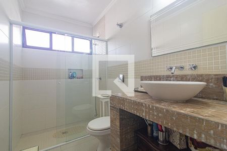 Casa para alugar com 350m², 4 quartos e 4 vagasBanheiro Social