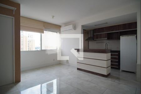 Sala  de apartamento à venda com 3 quartos, 66m² em Vila Ipiranga, Porto Alegre