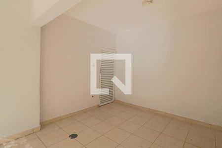 Casa para alugar com 130m², 2 quartos e 2 vagas Casa para alugar com 130m², 2 quartos e 2 vagasGaragem