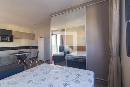 Quarto  de kitnet/studio para alugar com 1 quarto, 32m² em Batel , Curitiba