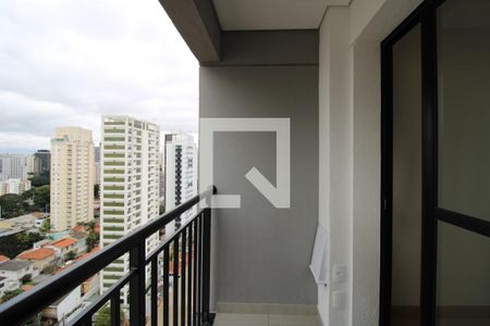 Varanda da suíte  de kitnet/studio à venda com 1 quarto, 26m² em Perdizes, São Paulo