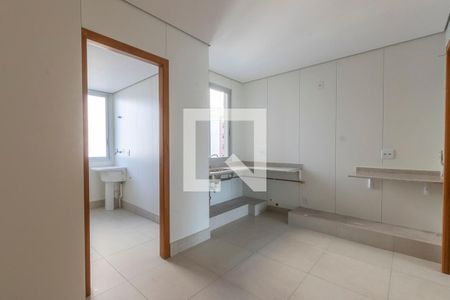 Apartamento à venda com 128m², 4 quartos e 3 vagasCozinha