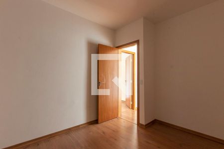 Apartamento à venda com 128m², 4 quartos e 3 vagasQuarto 2